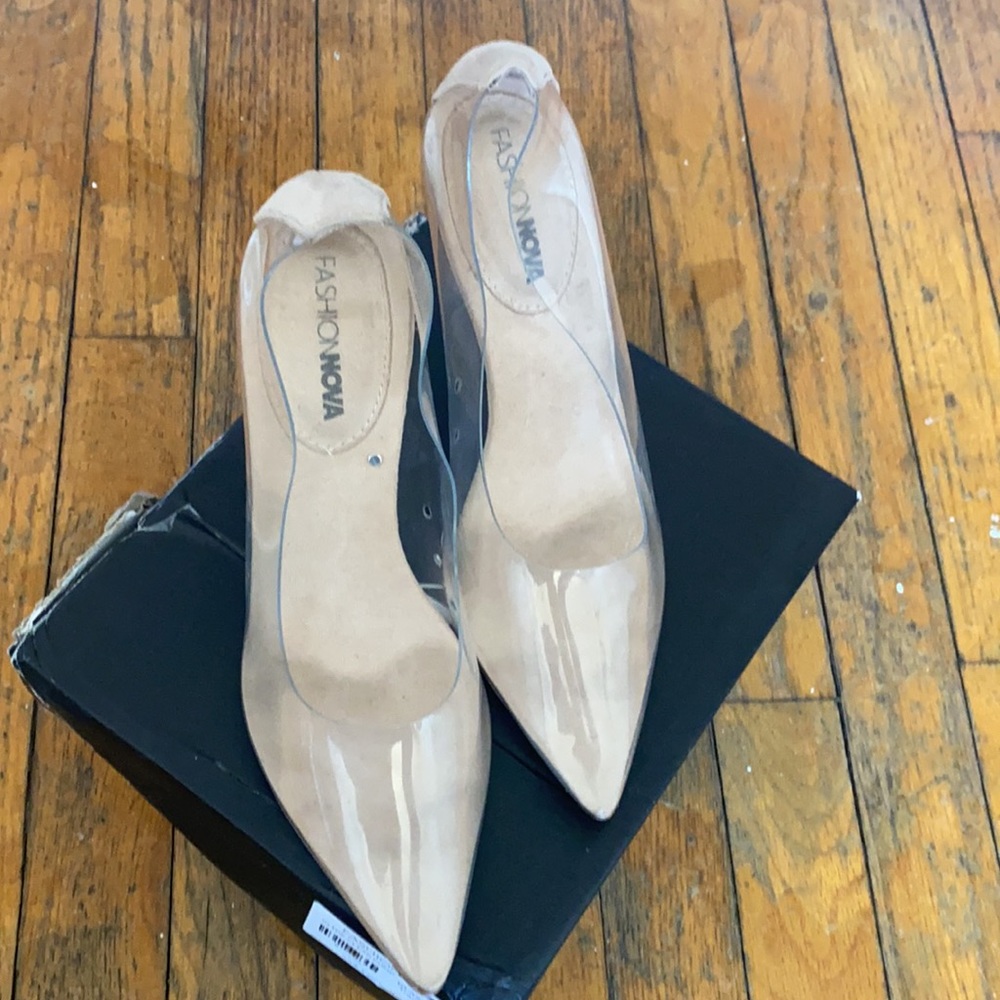 Heels - Picture 2 of 3